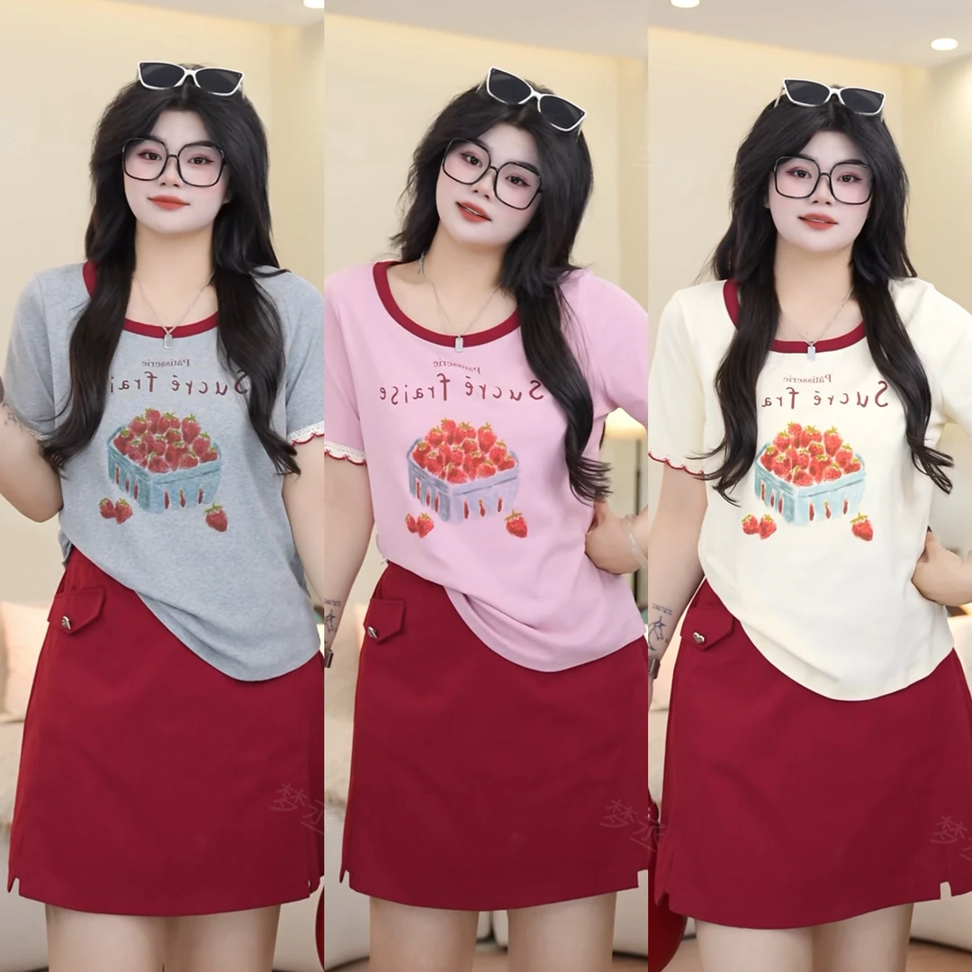 梦丞【莓心莓肺】大码女装草莓蕾丝拼接花边设计感时尚减龄短袖T恤