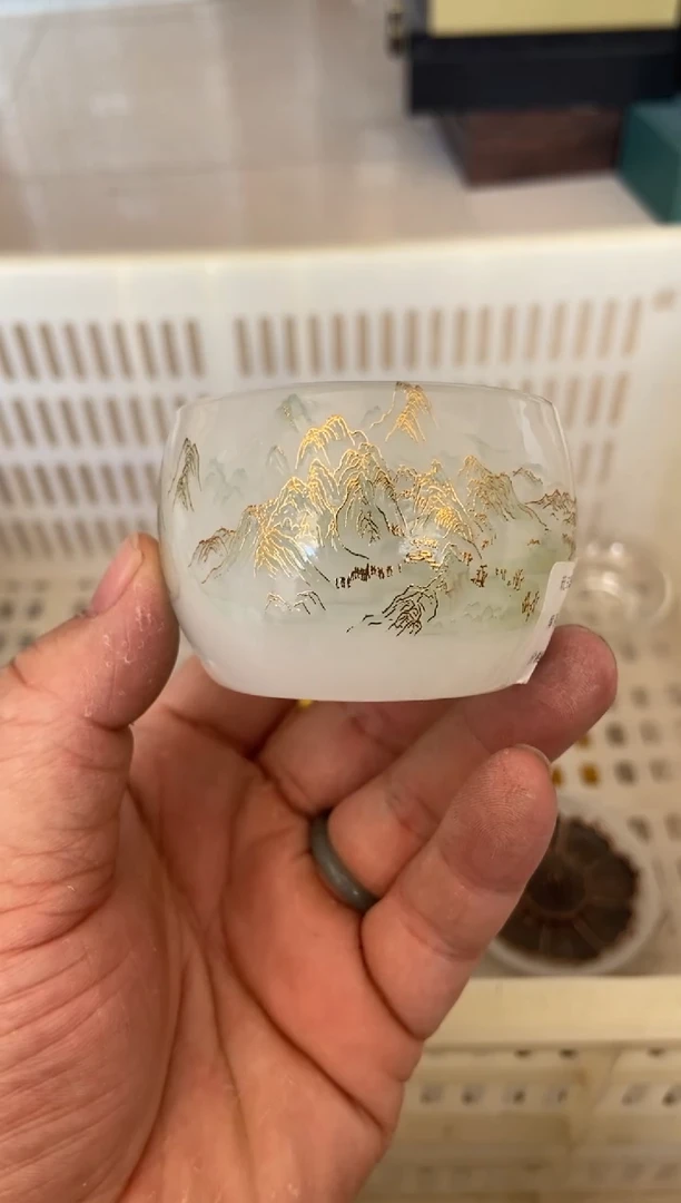 杯无运费险有瑕疵的摄影的产品有使用过的痕迹有点脏介意勿拍