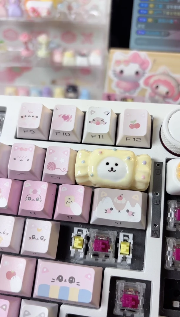 黄色2U自嘲熊个性键帽