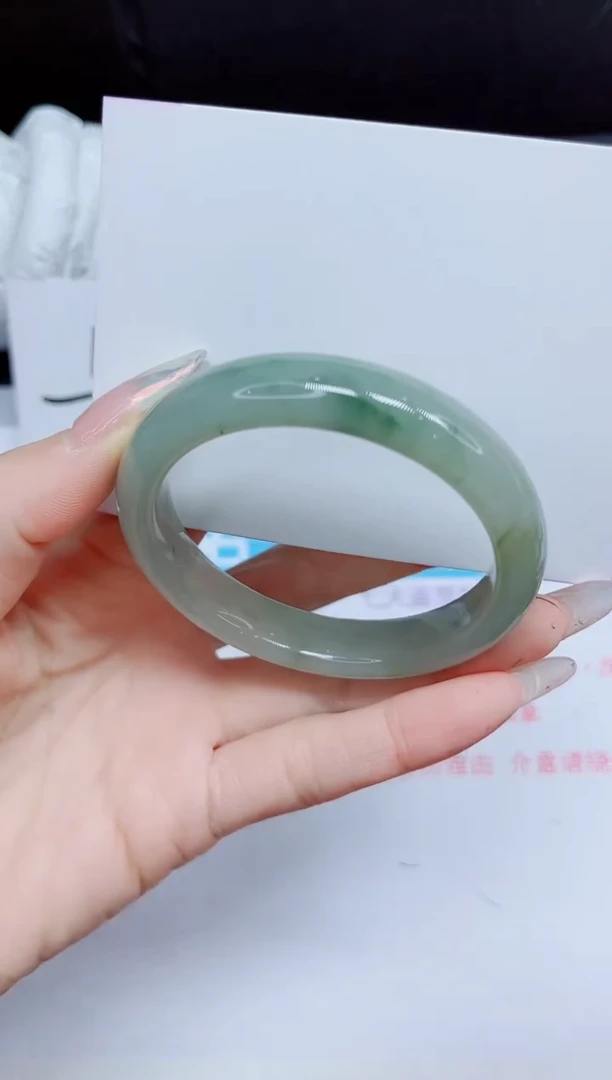 石英质玉手镯未镶嵌310