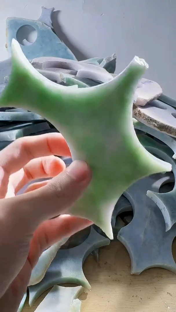 翡翠裸石缅甸翡翠A货文398
