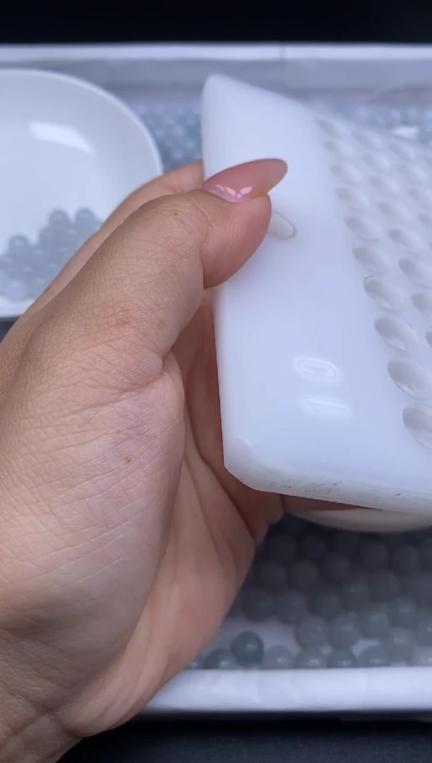 颈饰未镶嵌翡翠突*车贞城散珠批发DIY编制