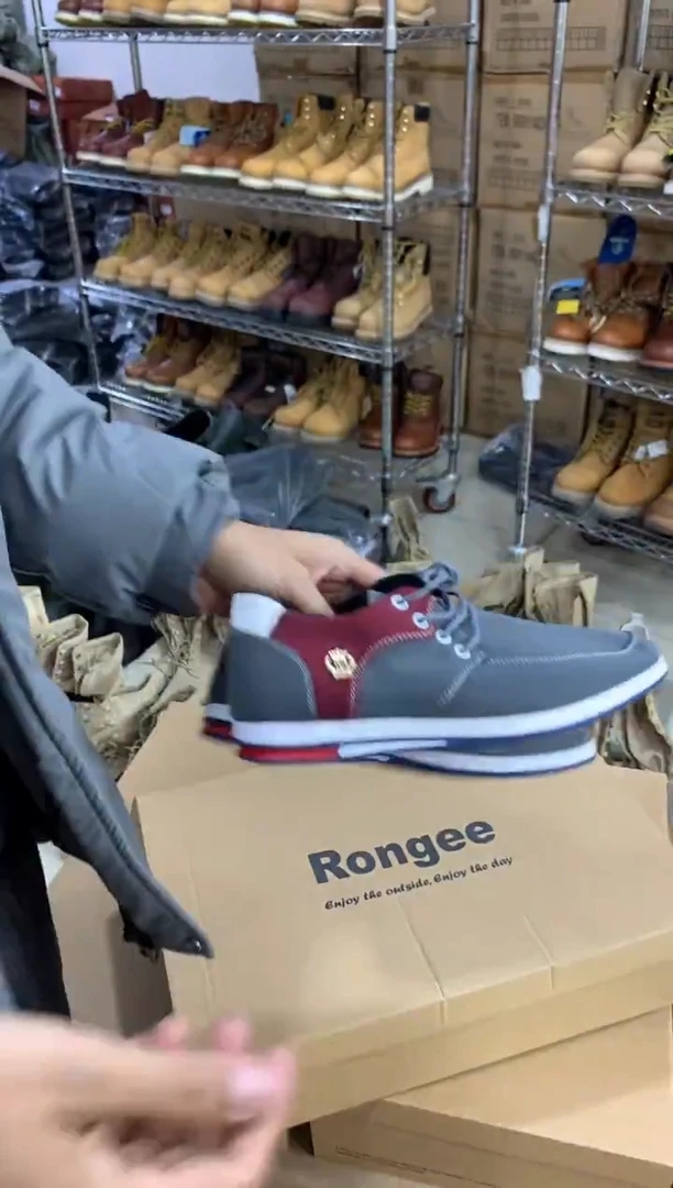 织物39码，347号，运动鞋码，瑕疵处理可能脱胶裂皮，无售后介意勿拍