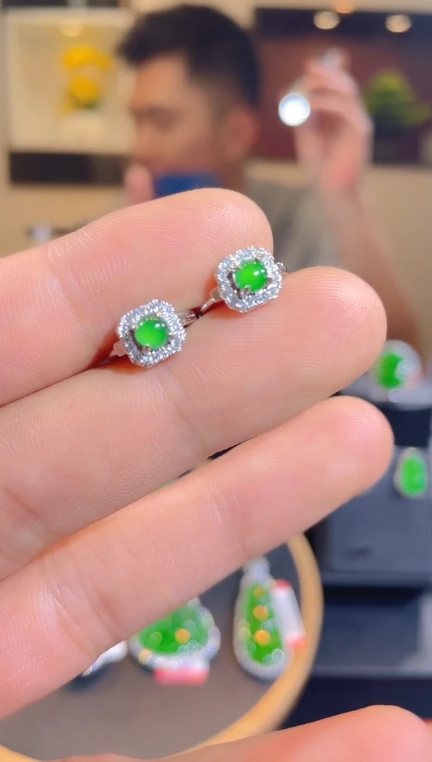 翡翠未镶嵌颈饰天然A货翡翠A7