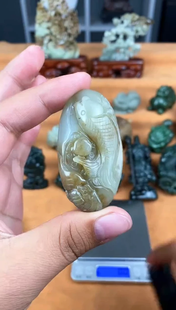 颈饰未镶嵌和田玉1