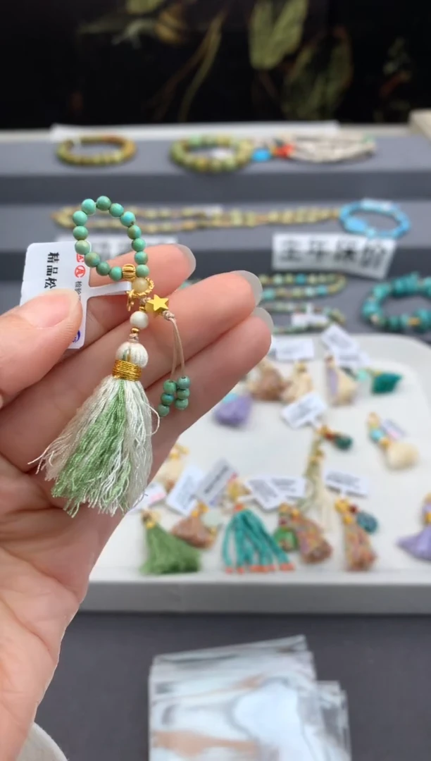 未镶嵌侧挂南红玛瑙茜.R103