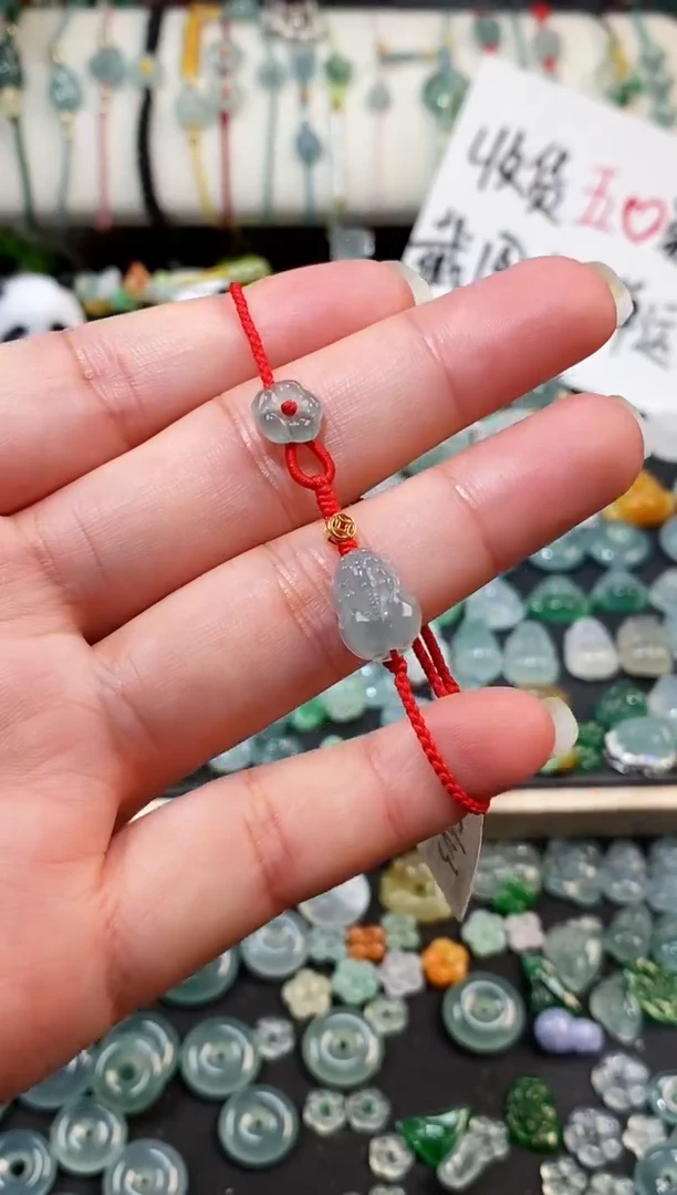 散珠翡翠貔貅小花手绳 手围15