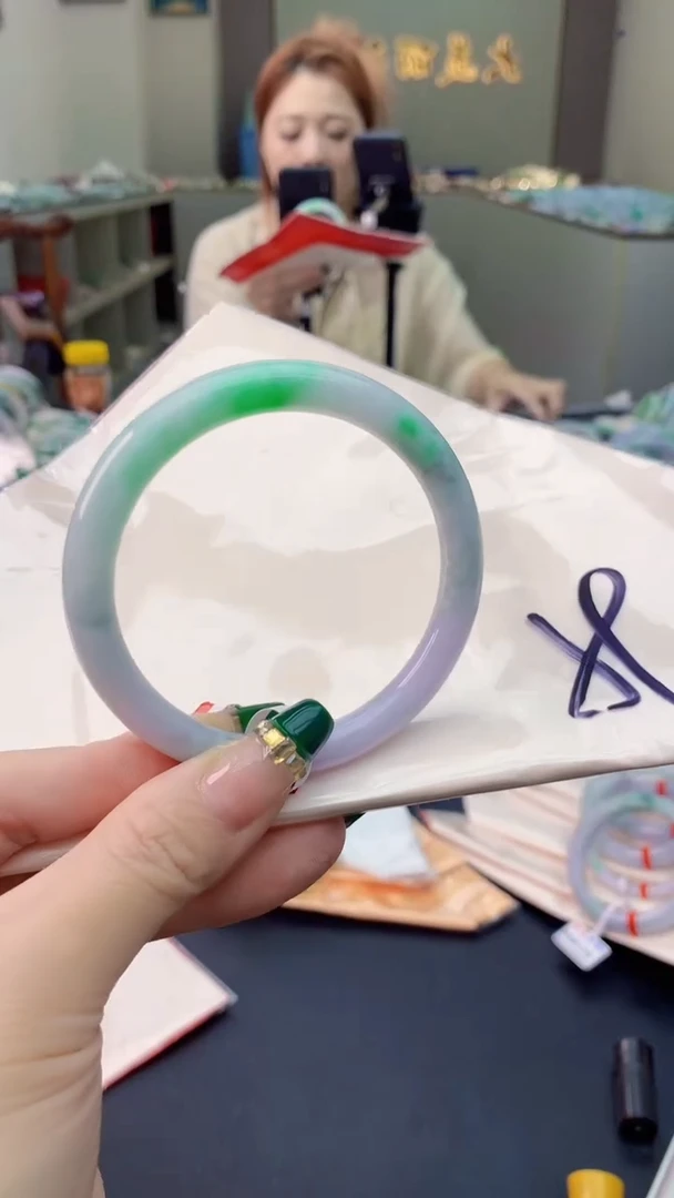 翡翠手镯未镶嵌0734532629