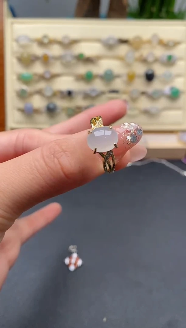 翡翠戒指银S925镶嵌天然翡翠A货77777+6