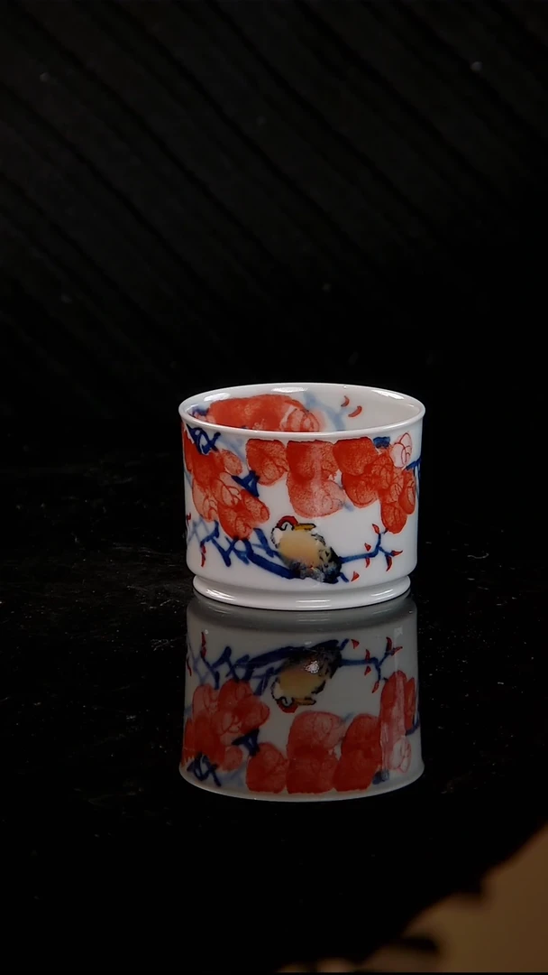 李华手绘青花红彩鸿运当头容天杯