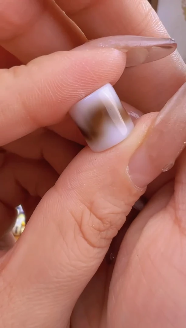 【闪购商品】玛瑙/玉髓吊坠(不含链)未镶嵌69.（微瑕随机发货）