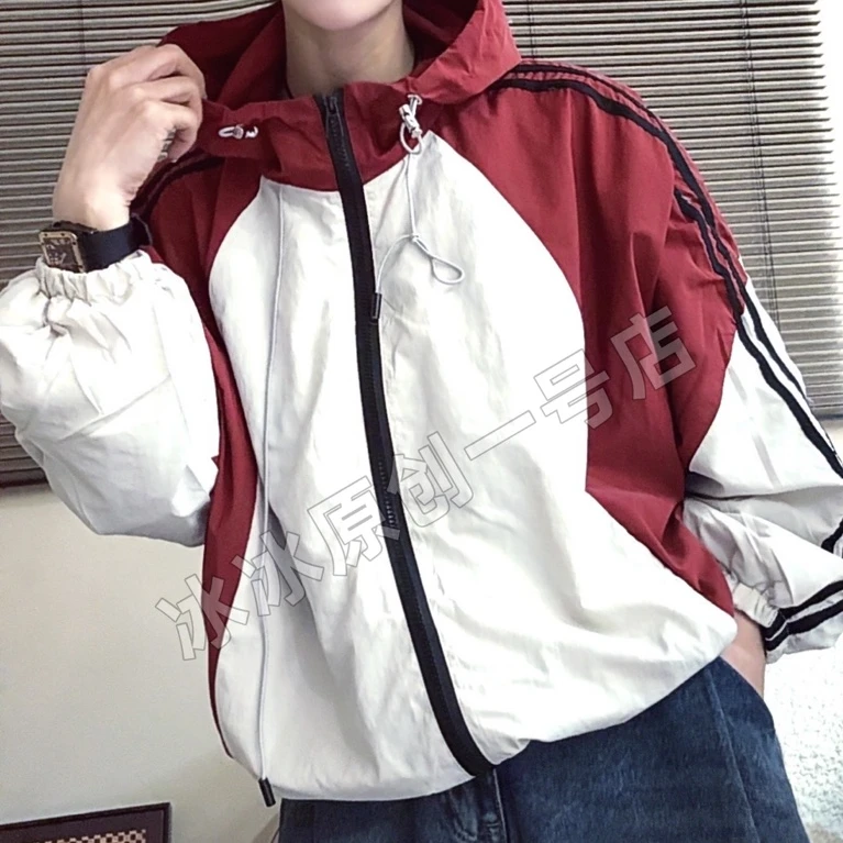 【冰冰一号店】1022 3连帽拼条撞色外套休闲时尚