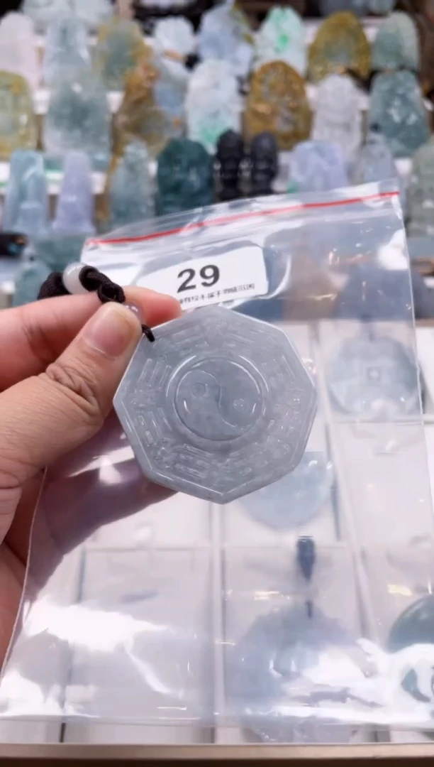 【闪购商品】翡翠颈饰未镶嵌天然缅甸A货翡翠微瑕29