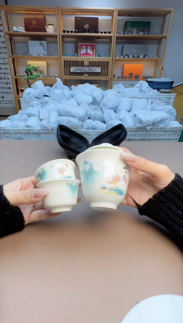 【闪购商品】摆件瓷制品S1111111111111