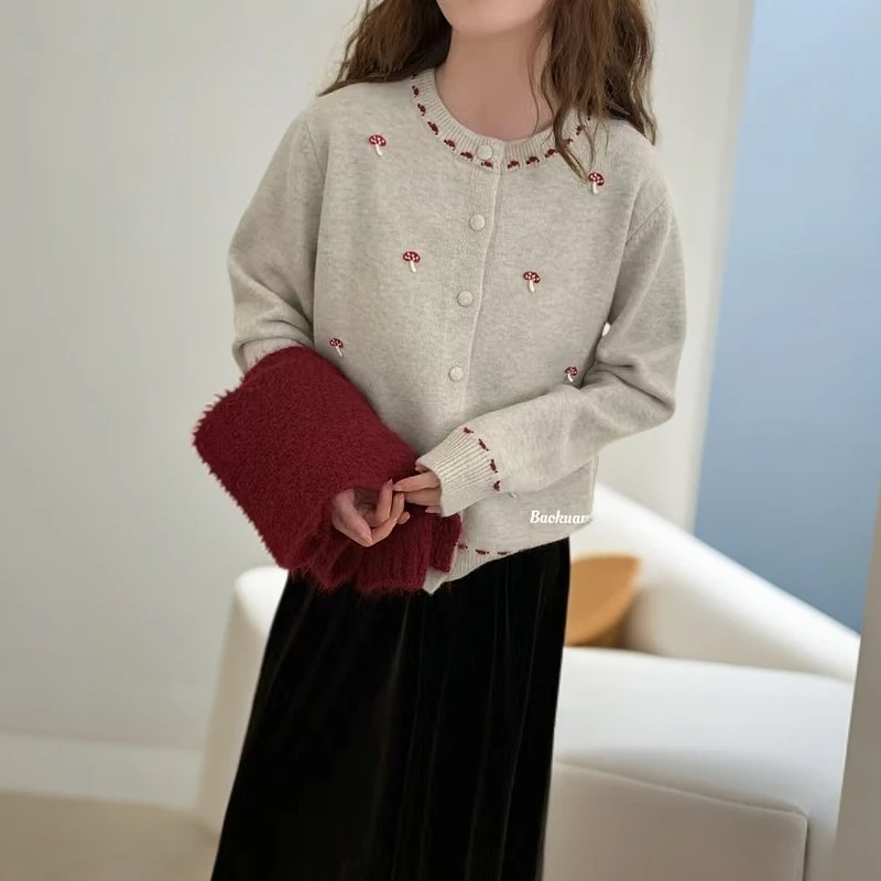 春款立体刺绣小蘑菇毛衣开衫-9568