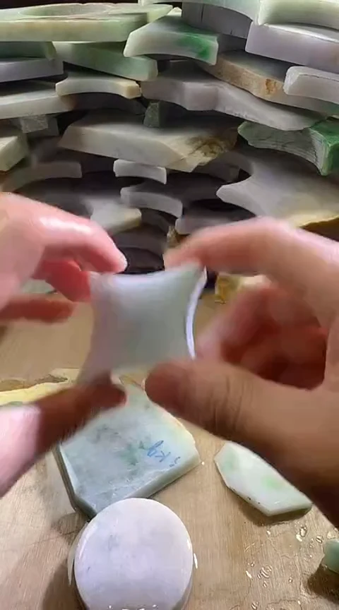 裸石翡翠缅甸翡翠A货花22