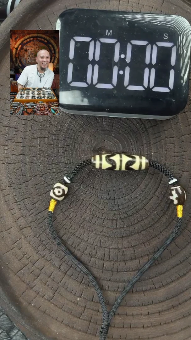 玛瑙/玉髓颈饰未镶嵌?****?牙牙