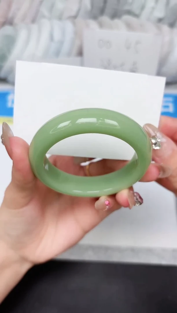 石英质玉手镯未镶嵌8-52.1