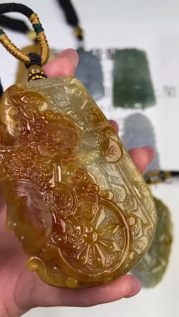 翡翠未镶嵌颈饰294319