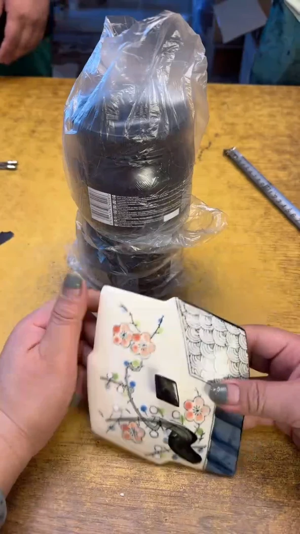 瓷器瓷器瑕疵破破136卡膜一对碗