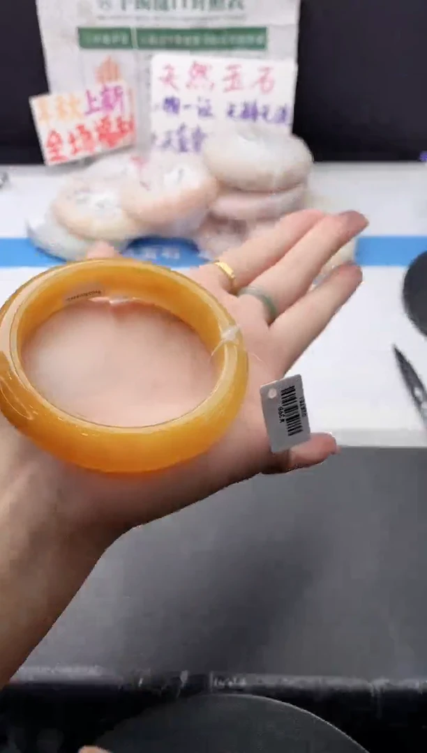 未镶嵌手镯石英质玉j139-HB62+