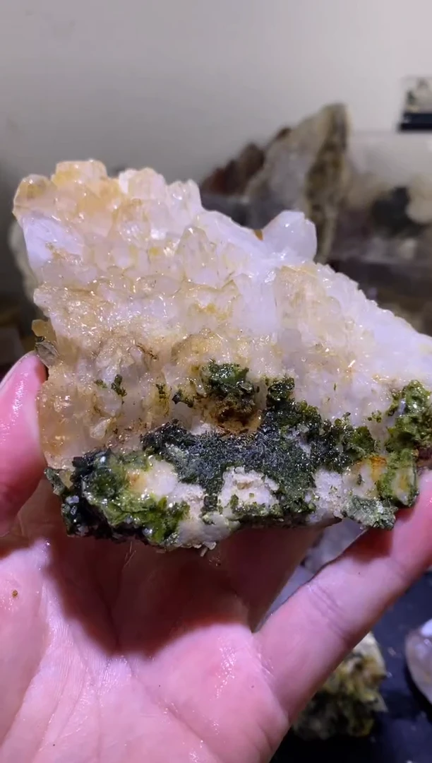 未镶嵌珠宝半成品水晶22号306g四川美姑超七花园水晶