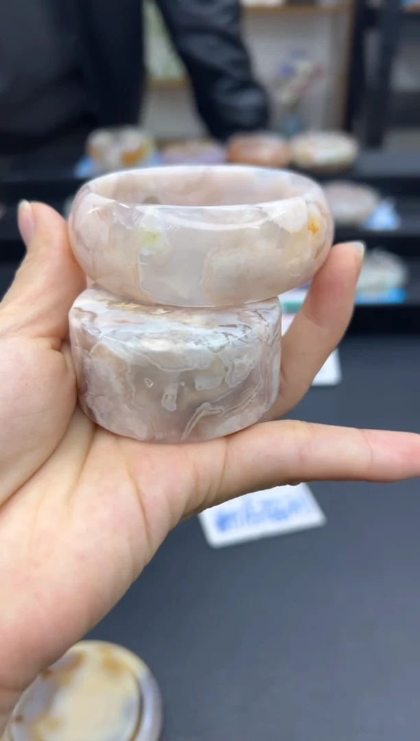 【闪购商品】石英质玉手镯未镶嵌A1417(55圈赠送镯心)