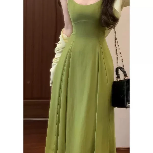 未闻花名 法式方领泡泡袖连衣裙甜美收腰白色公主蓬蓬裙生日礼服