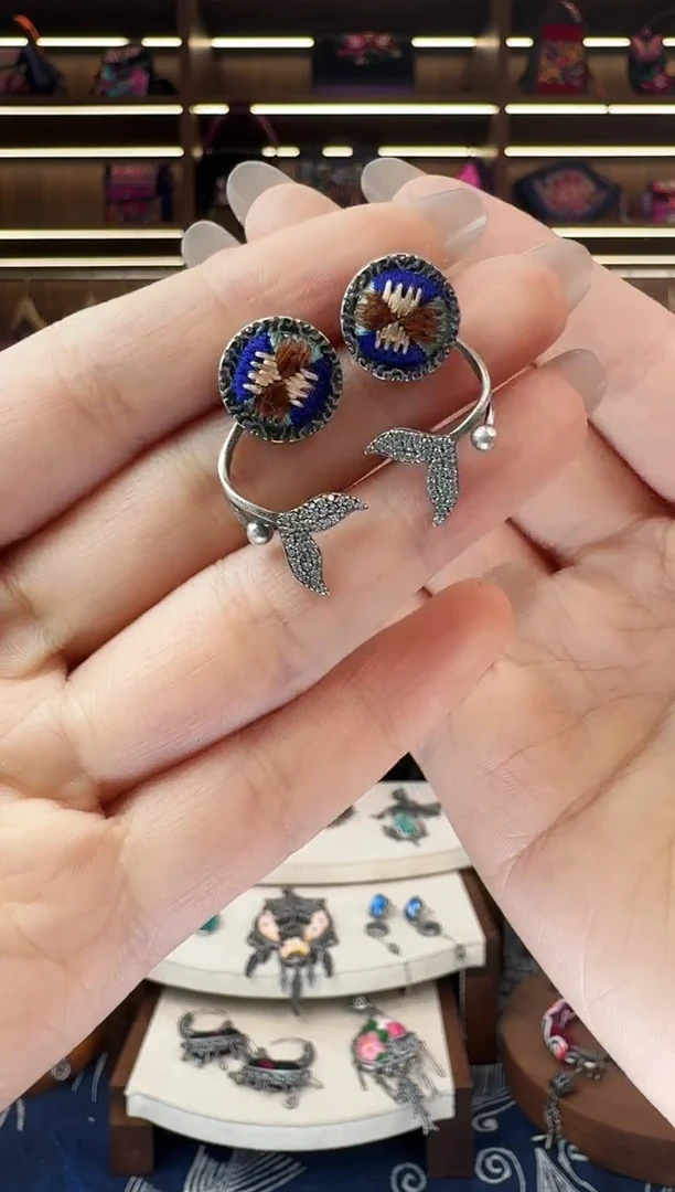 织绣586黔东南苗族刺绣