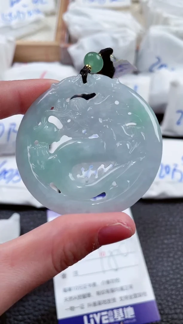 【闪购商品】翡翠颈饰未镶嵌000019273