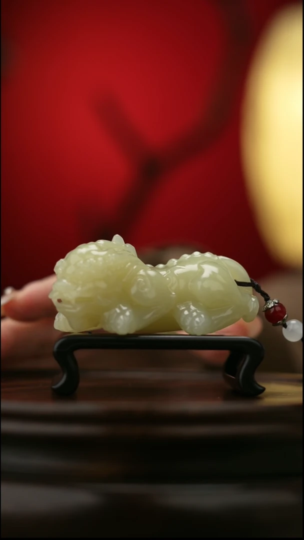 玉【祥瑞貔貅】天然玉石手把件