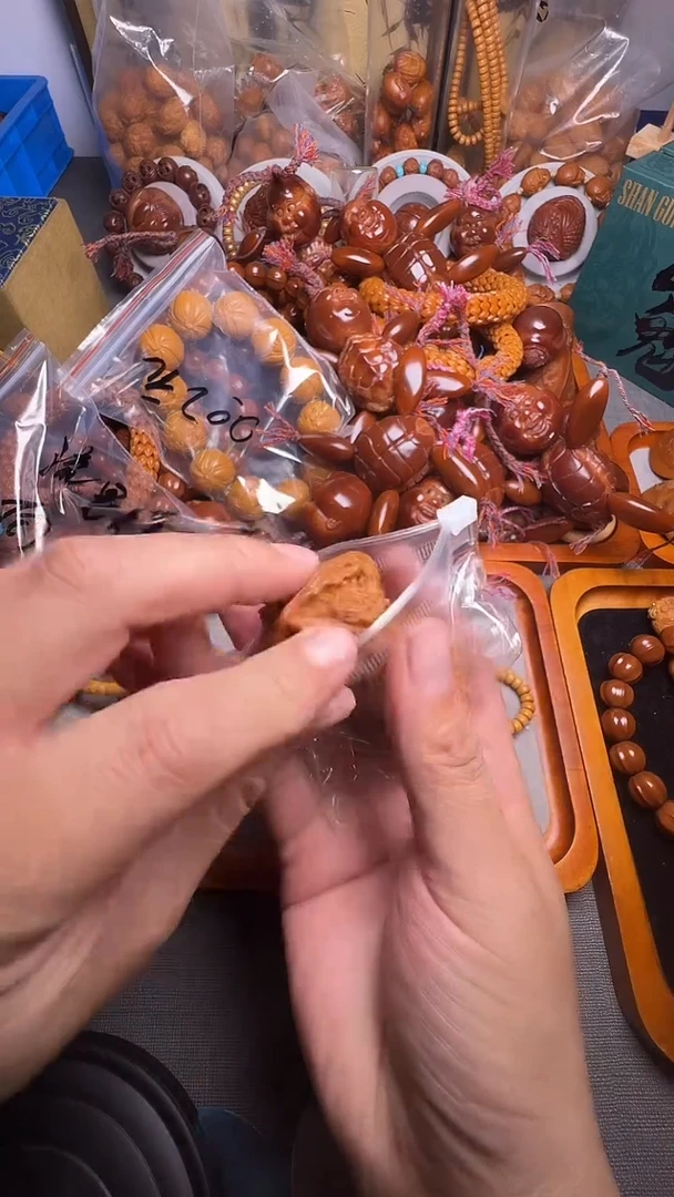 手串橄榄核核桃一对