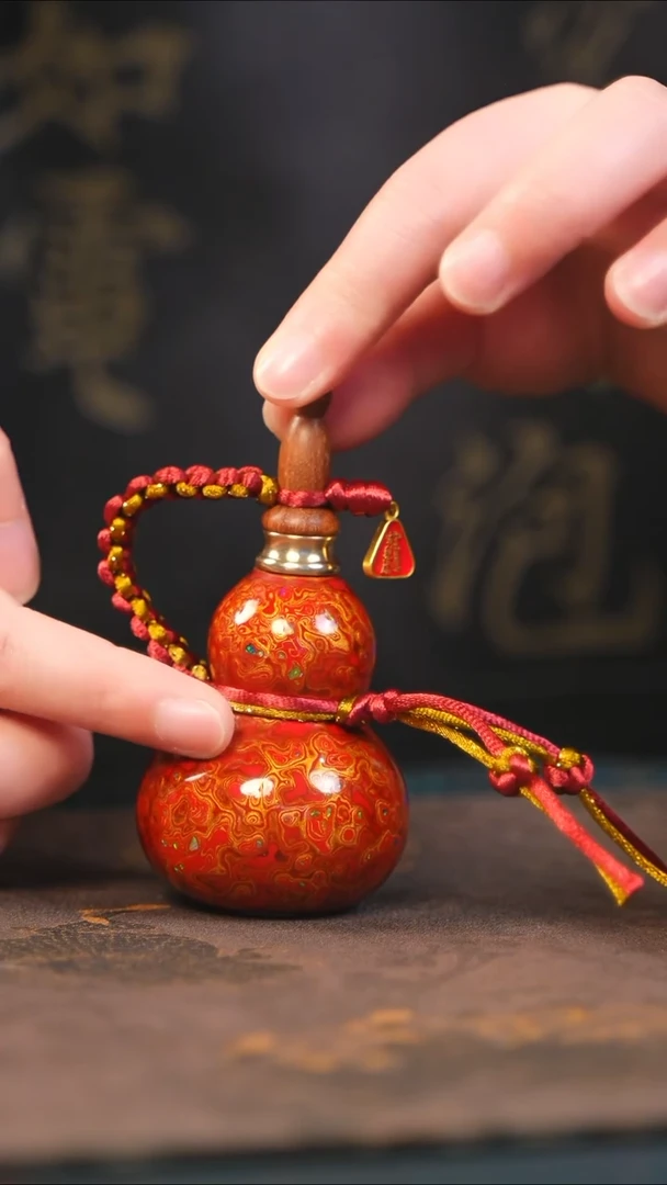 【闪购商品】YV123漆艺精致小手捻(开口）