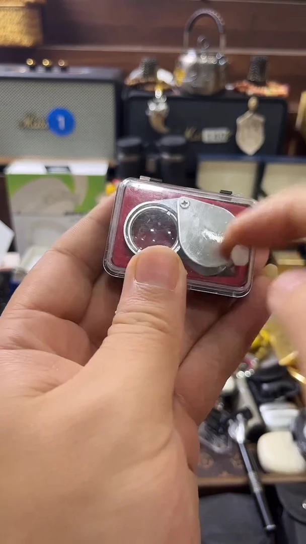 瓷片闪购商品 如图所示