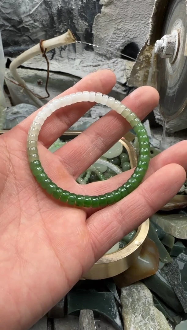 【闪购商品】和田玉颈饰未镶嵌手串