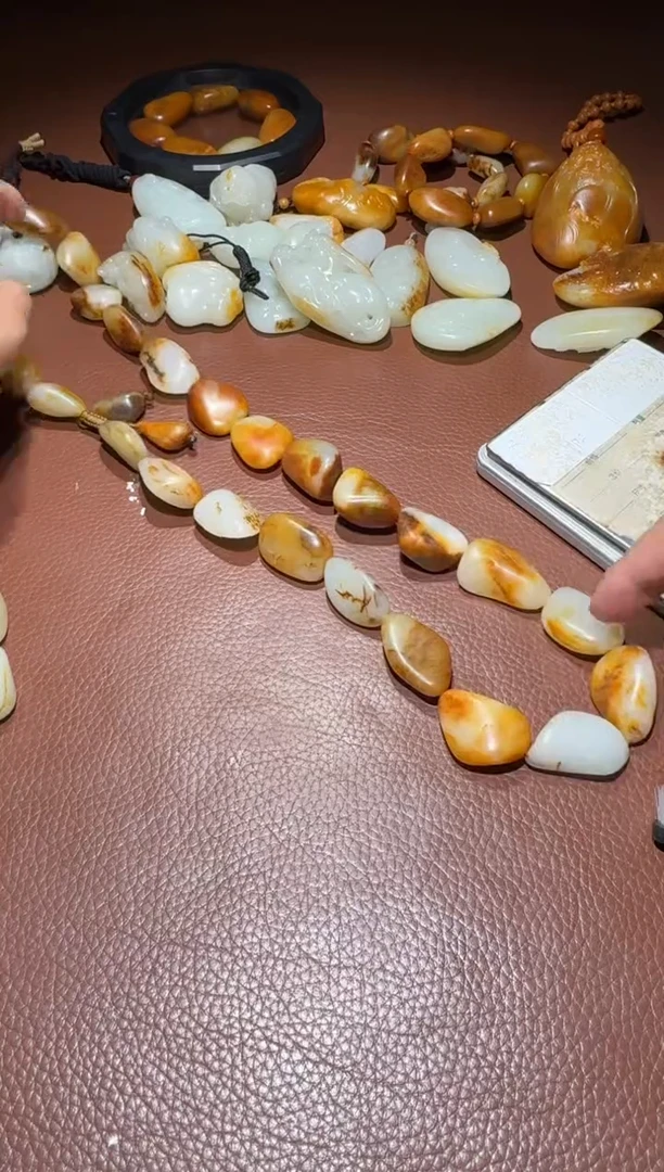 未镶嵌和田玉挂件金*来和田玉