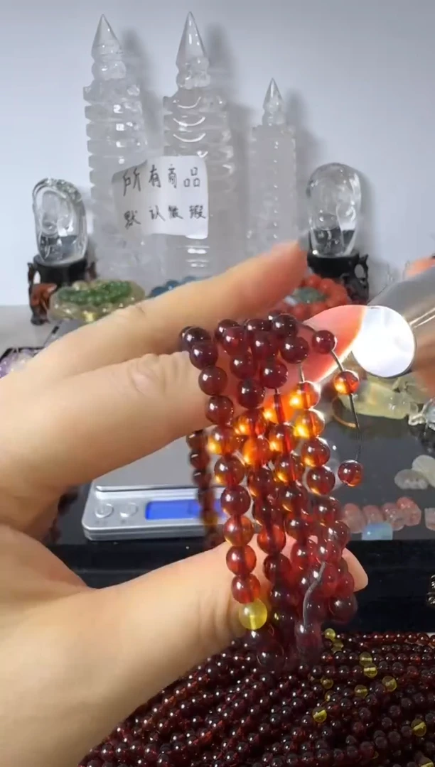 手链琥珀未镶嵌矿坑