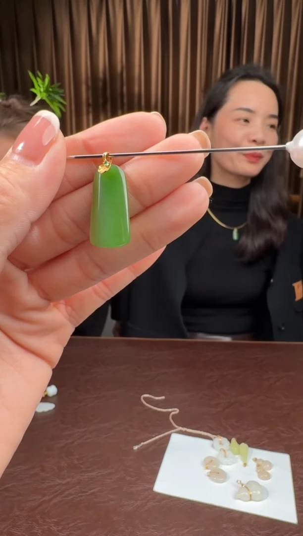 颈饰18K金镶嵌和田玉86小仙女11.15多样性拍一发一