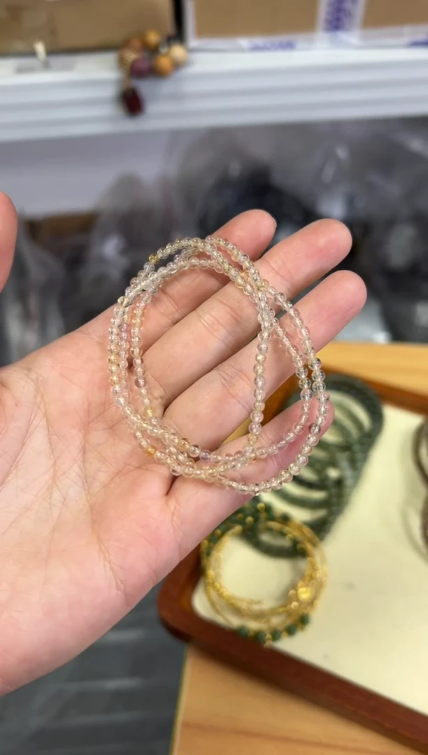 【闪购商品】水晶手链未镶嵌纯晶体紫黄水晶多圈[0006]