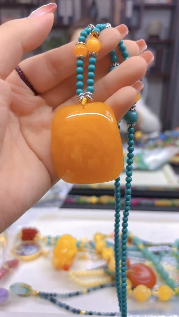 【闪购商品】蜜蜡毛衣链未镶嵌M685