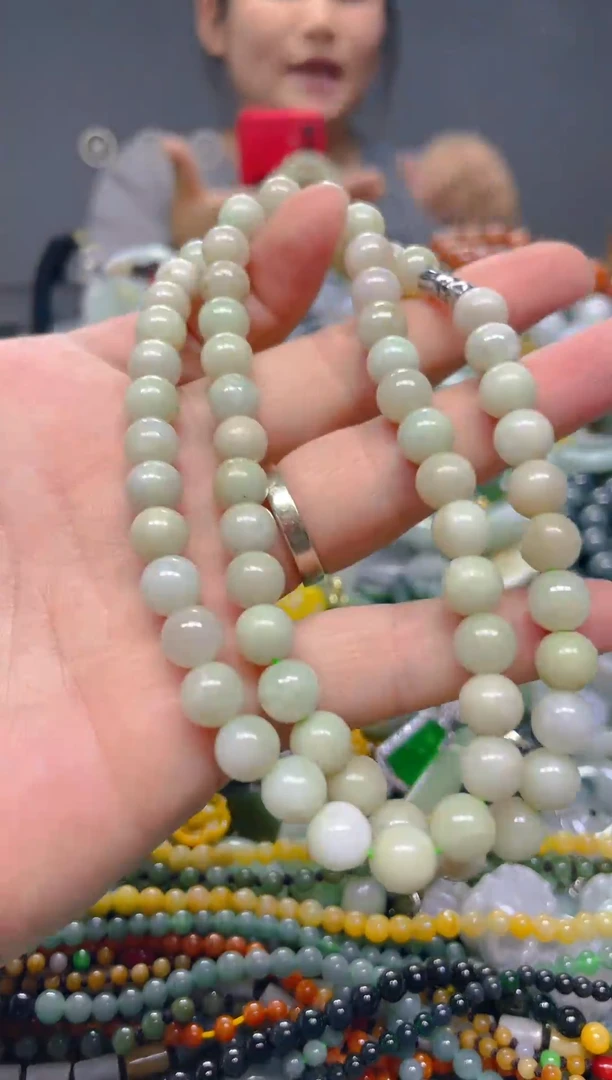 翡翠未镶嵌颈饰7mm/Q/翡翠A货,一件也是批发价