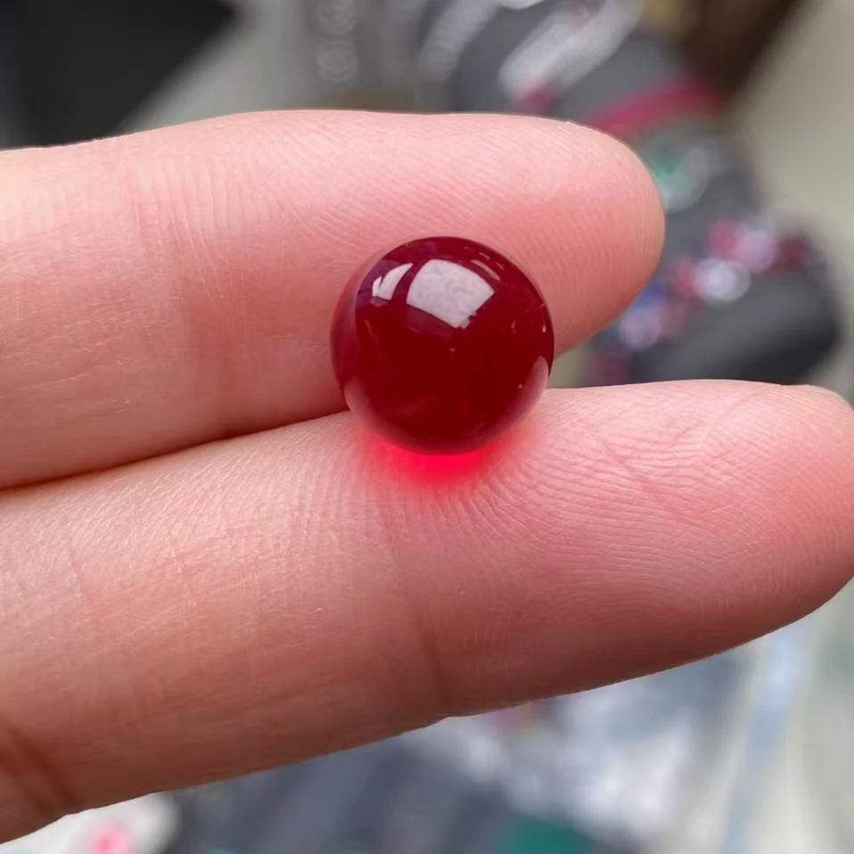 明亮红宝石裸珠8MM