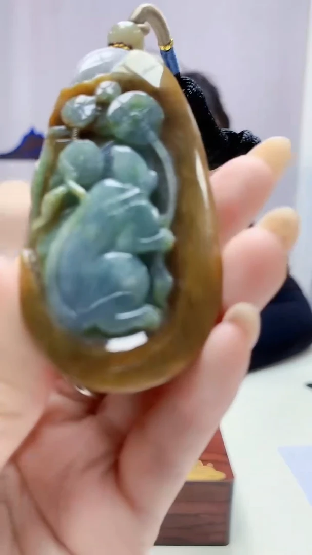 定制翡翠未镶嵌5060DD-毛货挂件294