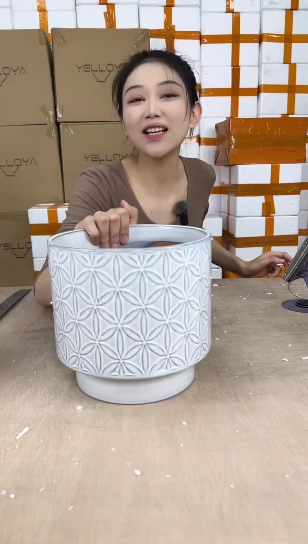 圆筒菱形白色大号20x19