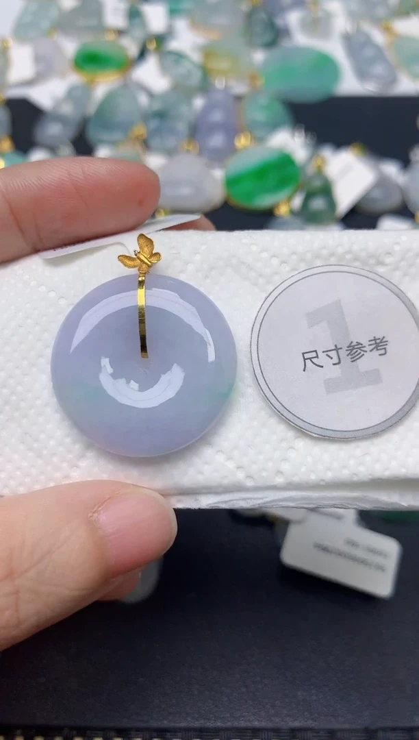 颈饰18K金镶嵌翡翠天然缅甸A货翡翠