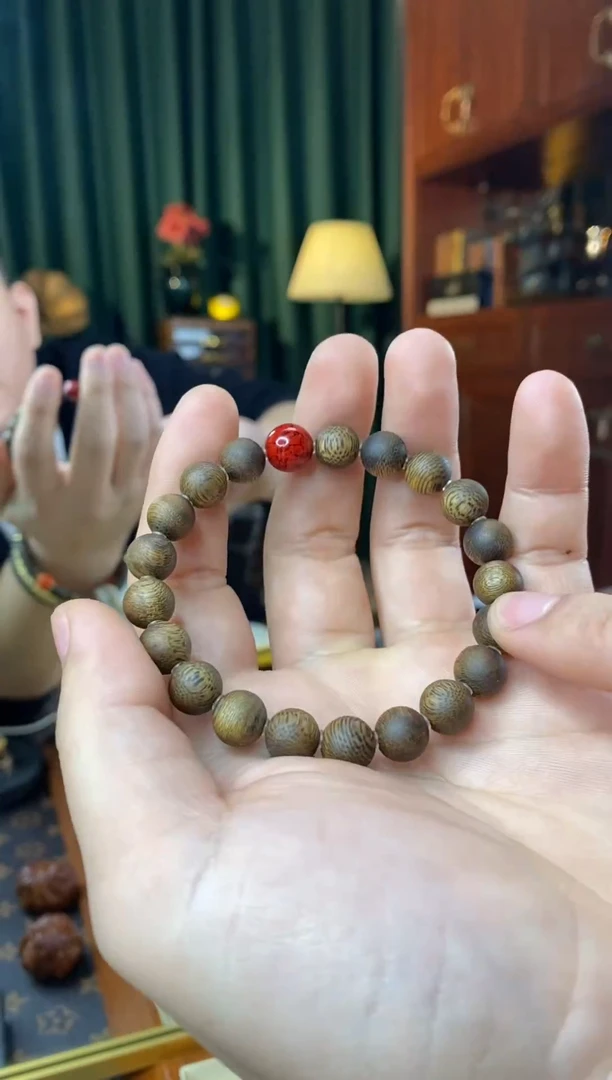 沉香手串8mm圆珠