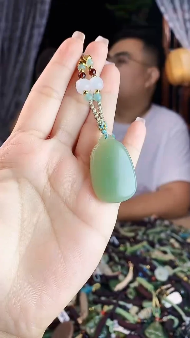 未镶嵌和田玉挂件多样性发货拍一发一