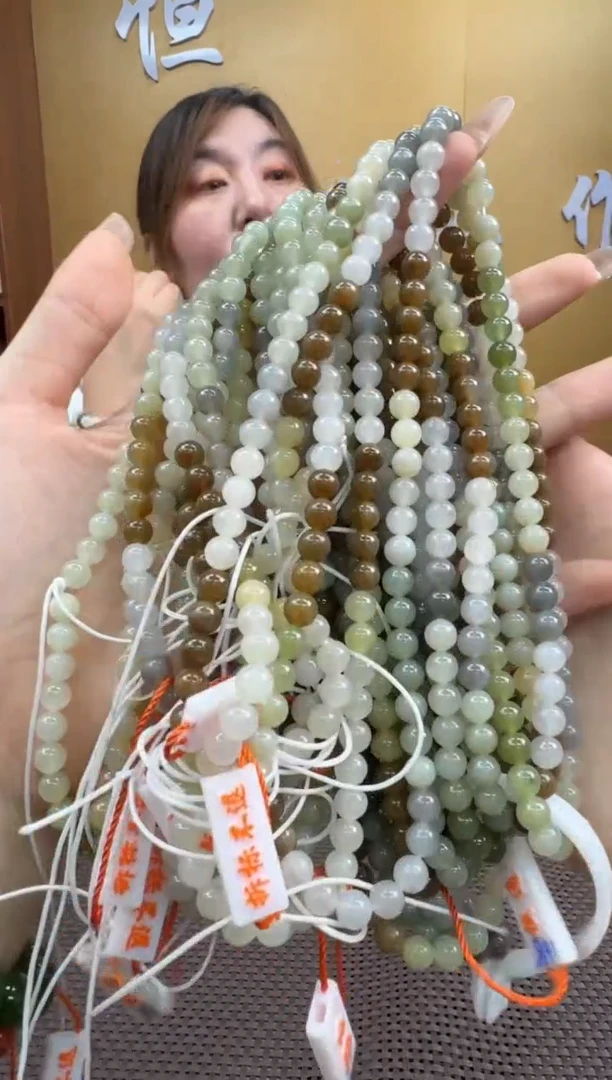 【闪购商品】和田玉项链未镶嵌5-6多样性，发一