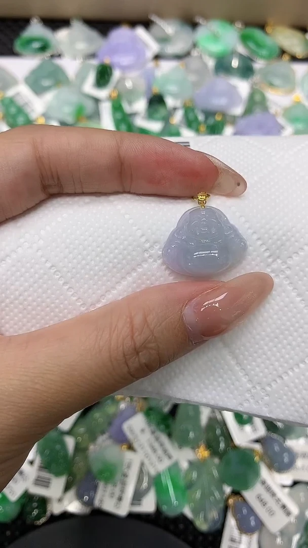 颈饰18K金镶嵌翡翠1111111111