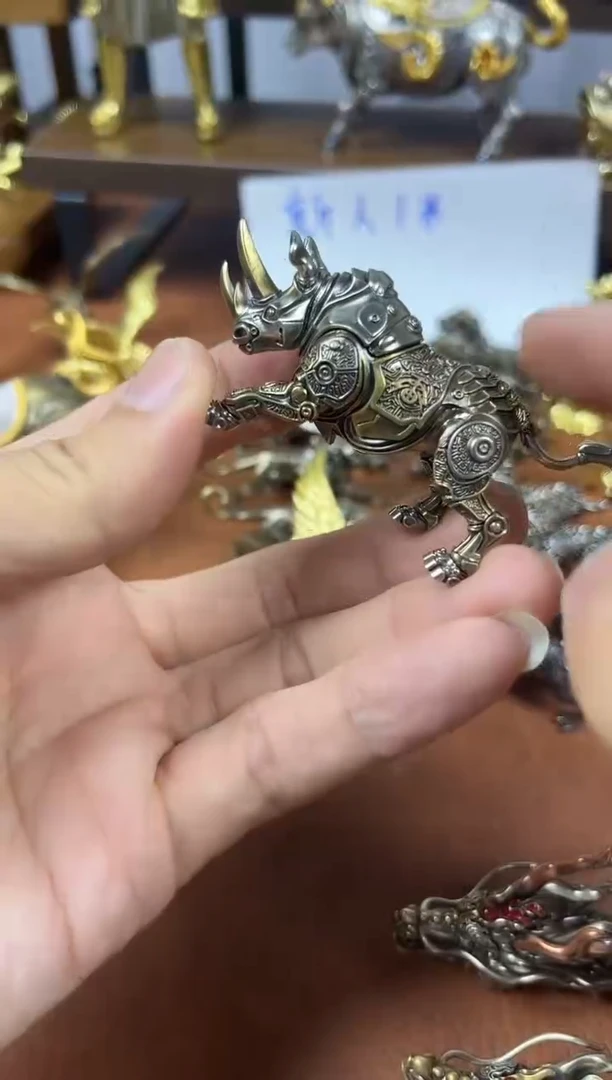 朋克机械可关节活动款犀牛